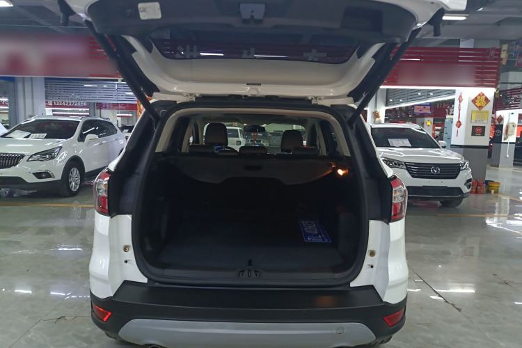 Used Ford Kuga 2018 EcoBoost 180 Two-Wheel-Drive Luxury Wing Edition Trunk