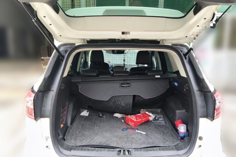 Used Ford Kuga 2018 EcoBoost 180 Two-Wheel-Drive Platinum Edition Trunk