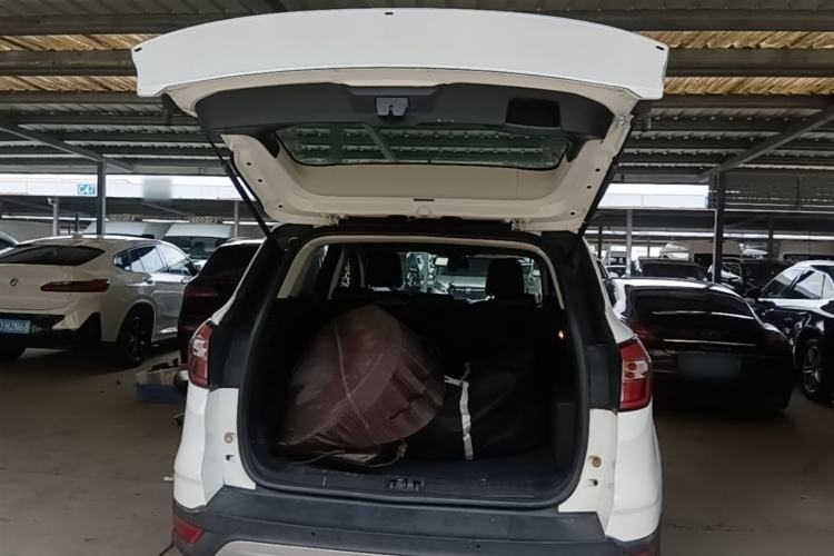 Used Ford Kuga 2018 EcoBoost 180 Two-Wheel-Drive Platinum Edition Trunk