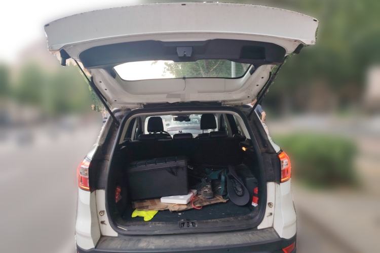 Used Ford Kuga 2018 EcoBoost 180 Two-Wheel-Drive Platinum Edition Trunk