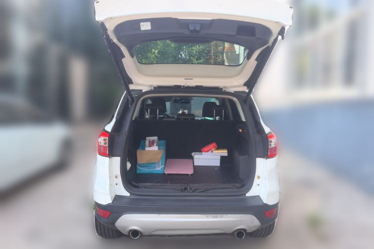 Used Ford Kuga 2018 EcoBoost 180 Two-Wheel-Drive Luxury Wing Edition Trunk