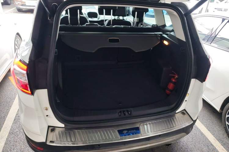 Used Ford Kuga 2018 Facelifted EcoBoost 180 Two-Wheel Drive Luxury Wing Edition Trunk