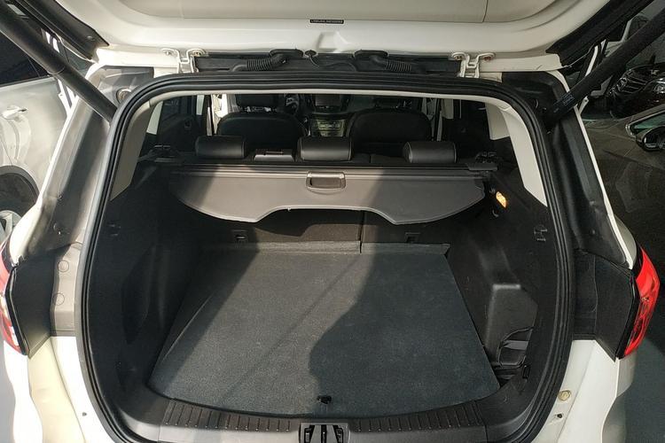 Used Ford Kuga 2018 EcoBoost 180 Four-Wheel Drive Luxury Wing Model Trunk