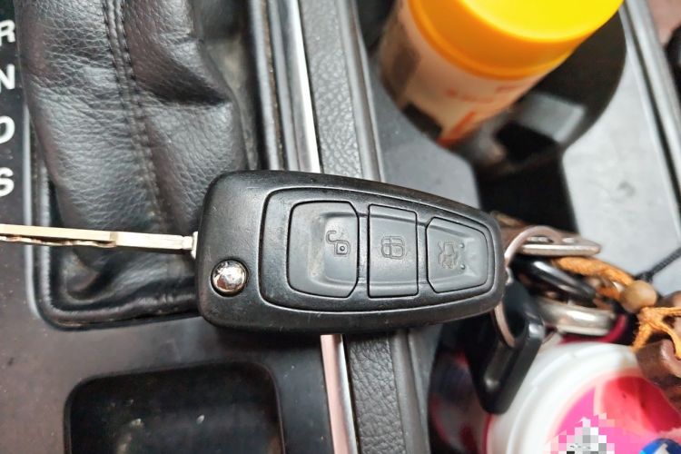 Used Ford Kuga 2018 Facelifted EcoBoost 180 Two-Wheel-Drive Platinum Wing Edition Vehicle Key
