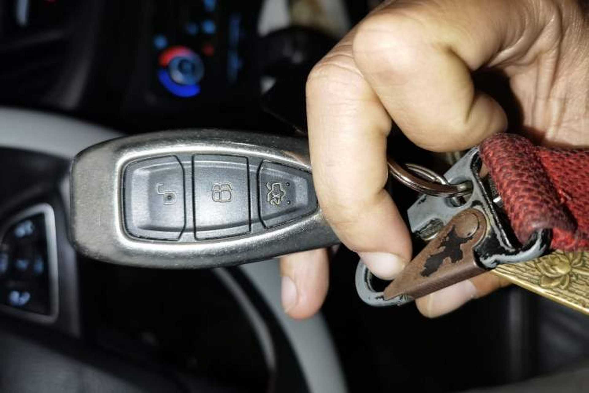 Used Ford Kuga 2018 EcoBoost 245 All-Wheel-Drive Sport Model Vehicle Key