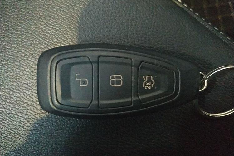 Used Ford Kuga 2018 EcoBoost 180 Four-Wheel Drive Luxury Wing Model Vehicle Key
