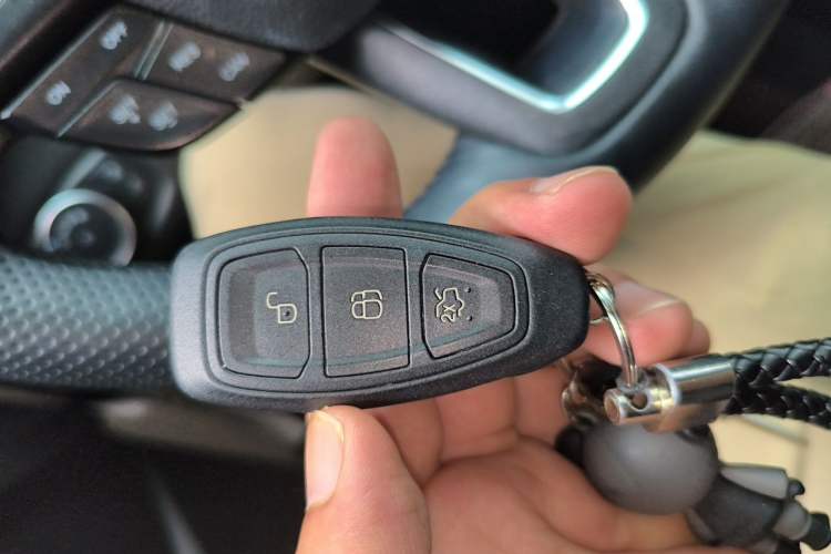 Used Ford Kuga 2018 EcoBoost 180 Two-Wheel-Drive Luxury Wing Edition Vehicle Key