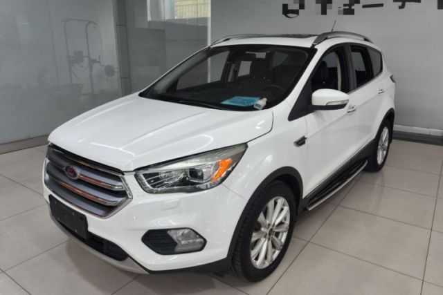 Ford Kuga 2018 EcoBoost 245 Four-Wheel Drive Luxury Wing Model с пробегом