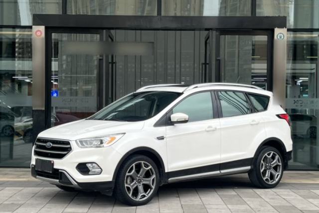 Used Ford Kuga 2018 EcoBoost 180 Two-Wheel-Drive Cognac Special Edition