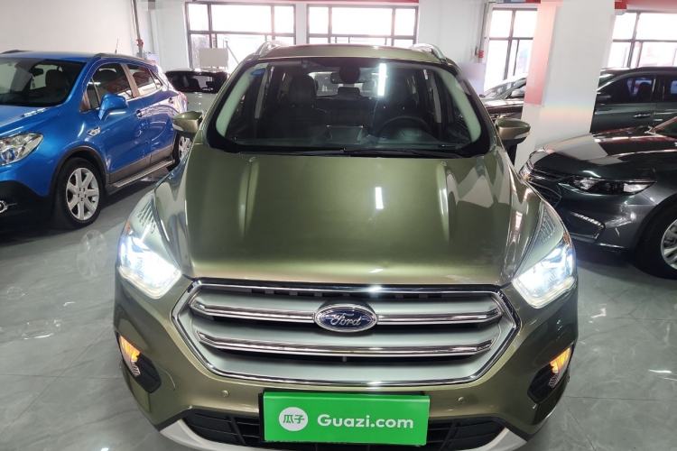 Used Ford Kuga 2018 EcoBoost 180 Two-Wheel-Drive Platinum Edition Front