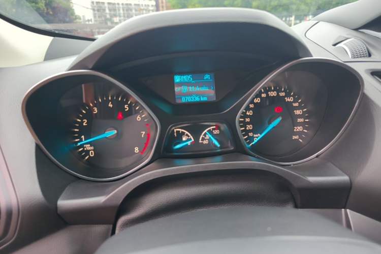 Used Ford Kuga 2018 EcoBoost 180 Two-Wheel-Drive Platinum Edition Instrument Cluster