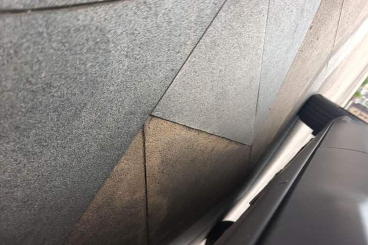 Used Ford Kuga 2018 EcoBoost 180 Two-Wheel-Drive Platinum Edition Left Side Sill