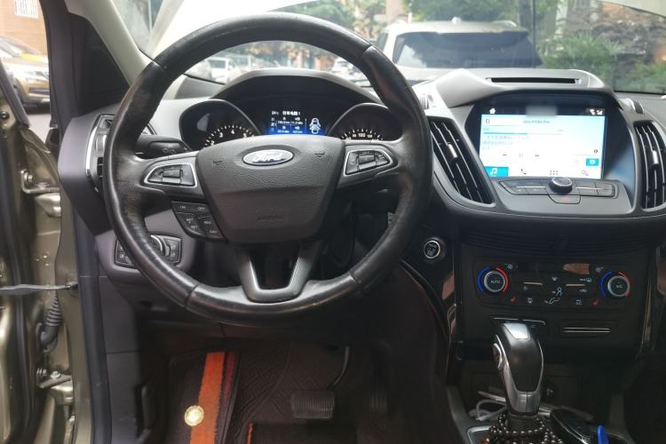 Used Ford Kuga 2018 Facelifted EcoBoost 180 Two-Wheel Drive Luxury Wing Edition Steering Wheel