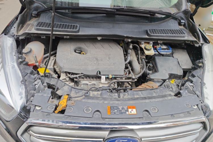 Used Ford Kuga 2019 EcoBoost 180 Two-Wheel-Drive Platinum Edition China VI Standard Engine Bay