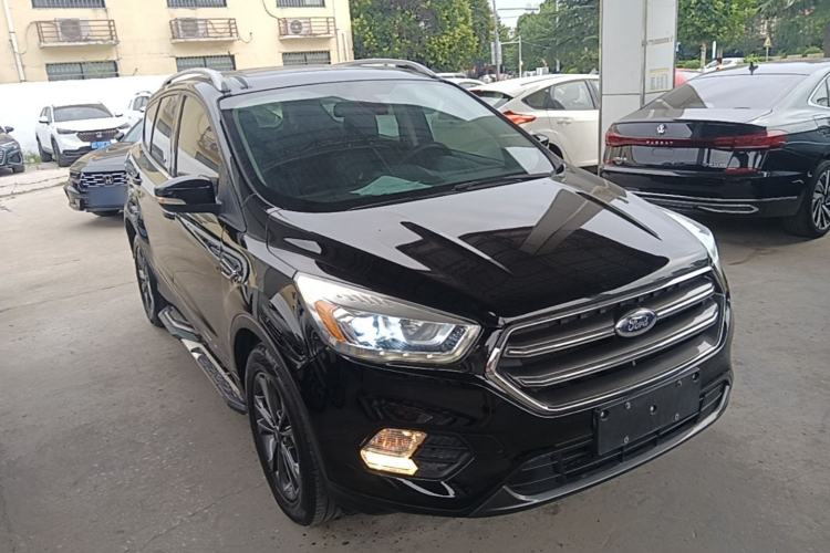 Used Ford Kuga 2019 EcoBoost 180 Two-Wheel-Drive Platinum Edition China VI Standard Exterior 1