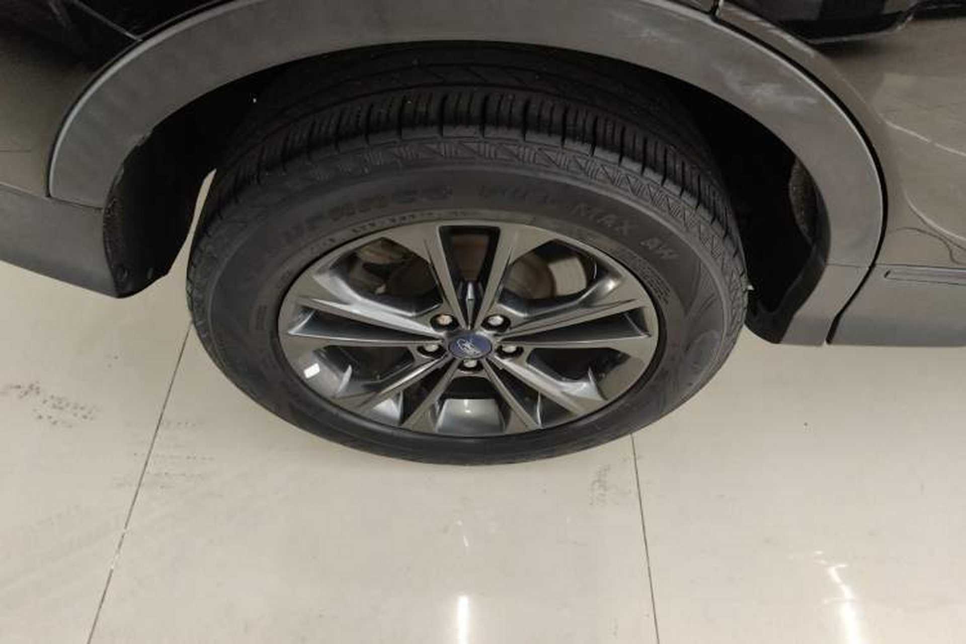Used Ford Kuga 2019 EcoBoost 180 Two-Wheel-Drive Platinum Edition China VI Standard Exterior 5