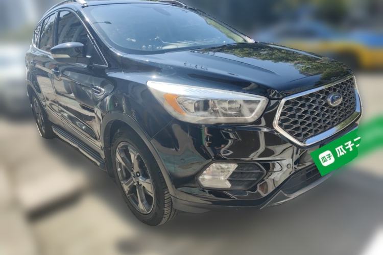 Used Ford Kuga 2019 EcoBoost 180 Two-Wheel-Drive Titanium Plus Model China V Standard Front Right 45 Deg