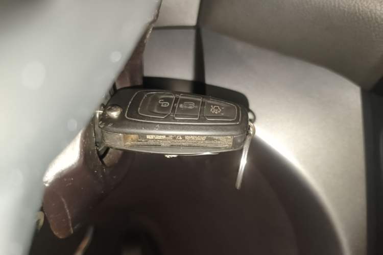 Used Ford Kuga 2019 EcoBoost 180 Two-Wheel-Drive Platinum Edition China VI Standard Interior 1