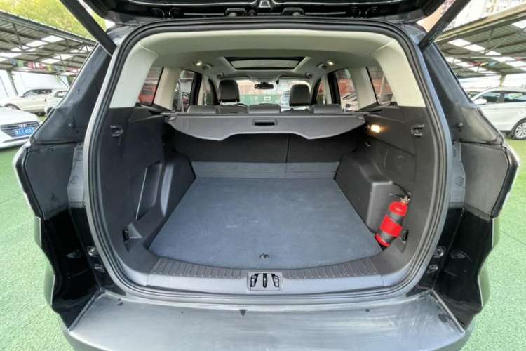 Used Ford Kuga 2019 EcoBoost 245 4x4 Prestige Plus Model China VI Standard Interior 3