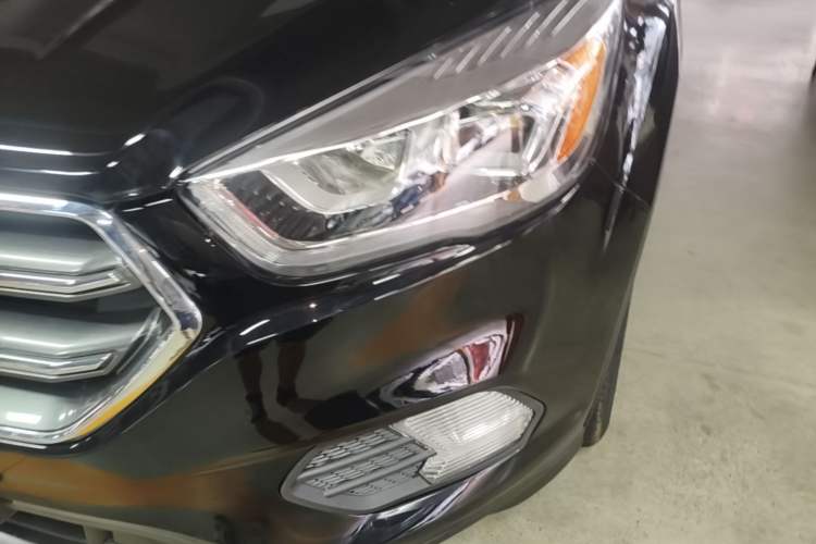 Used Ford Kuga 2019 EcoBoost 180 Two-Wheel-Drive Platinum Edition China VI Standard Left Front Headlight