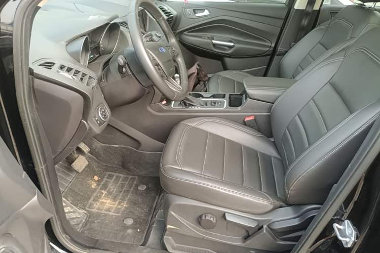 Used Ford Kuga 2019 EcoBoost 180 Two-Wheel-Drive Platinum Edition China VI Standard Left Front Seat