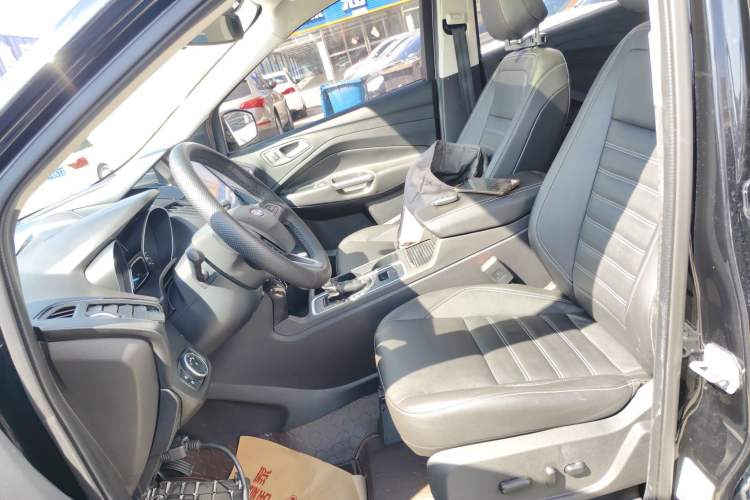 Used Ford Kuga 2019 EcoBoost 180 Two-Wheel-Drive Titanium Plus Model China V Standard Left Front Seat