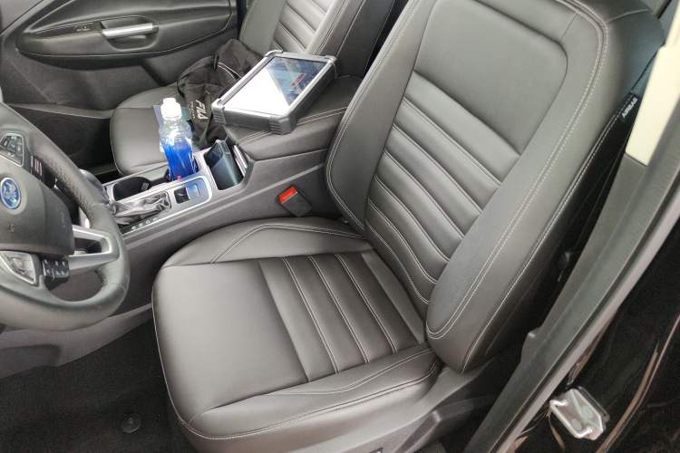 Used Ford Kuga 2019 EcoBoost 180 Two-Wheel-Drive Titanium Plus Model China VI Standard Left Front Seat
