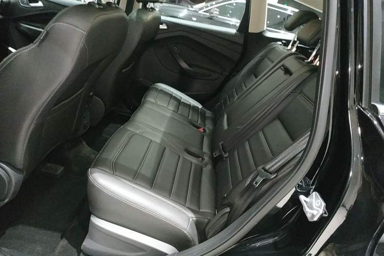 Used Ford Kuga 2019 EcoBoost 180 Two-Wheel-Drive Platinum Edition China VI Standard Left Rear Seat