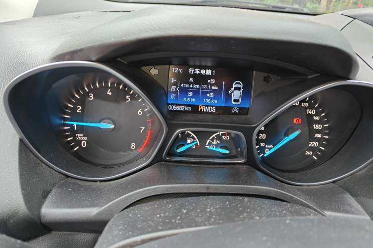 Used Ford Kuga 2019 EcoBoost 180 Two-Wheel-Drive Titanium Plus Model China VI Standard Odometer Close Up