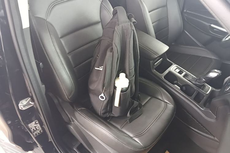Used Ford Kuga 2019 EcoBoost 180 Two-Wheel-Drive Platinum Edition China VI Standard Right Front Seat
