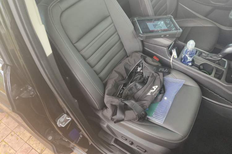 Used Ford Kuga 2019 EcoBoost 180 Two-Wheel-Drive Titanium Plus Model China VI Standard Right Front Seat