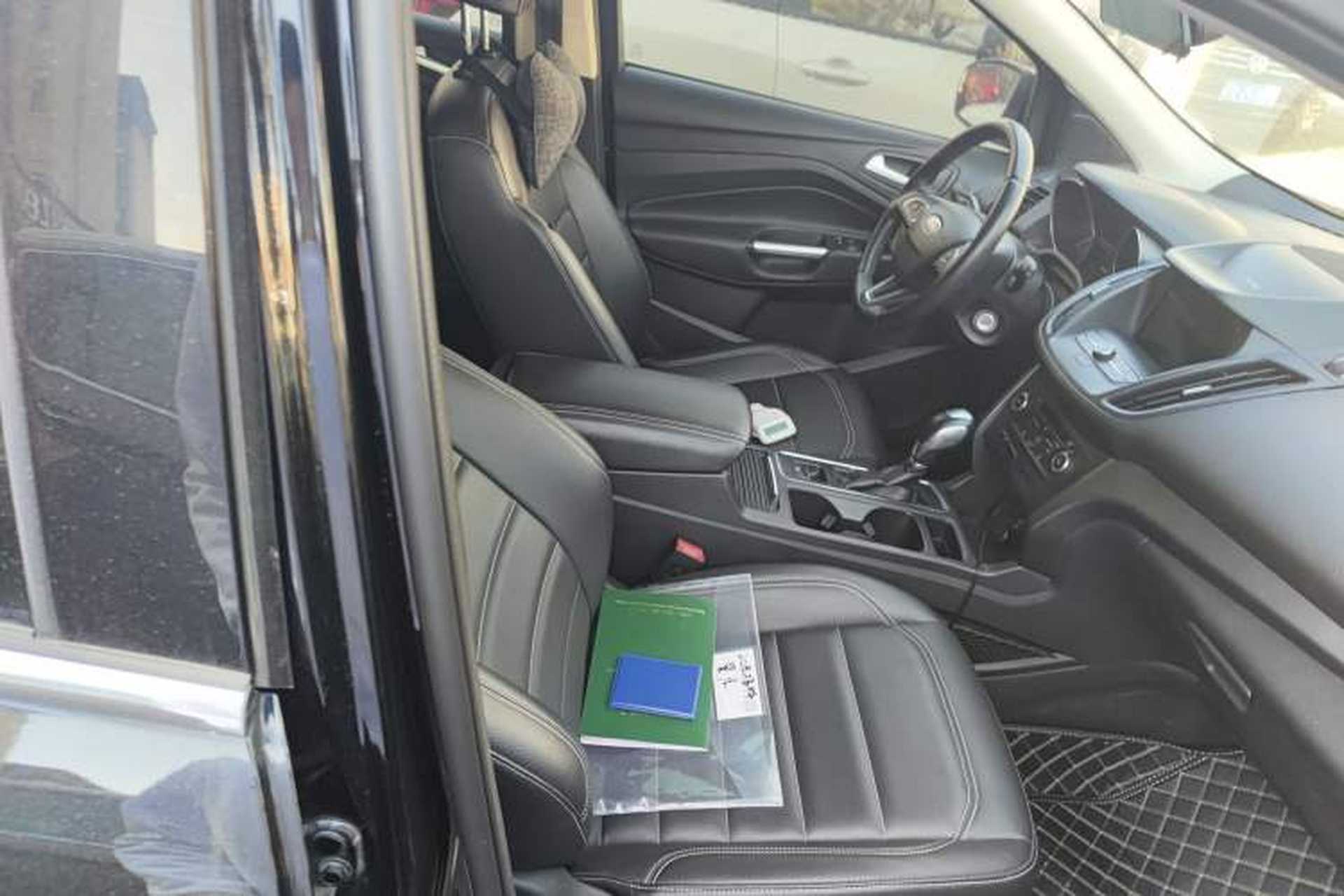 Used Ford Kuga 2019 EcoBoost 180 Two-Wheel-Drive Platinum Edition China VI Standard Right Front Seat