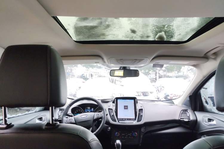 Used Ford Kuga 2019 EcoBoost 245 4x4 Prestige Plus Model China VI Standard Headliner
