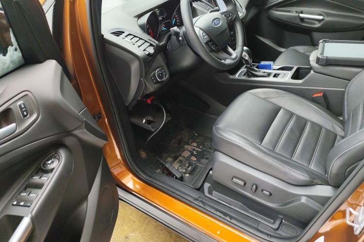 Used Ford Kuga 2019 EcoBoost 245 4x4 Prestige Plus Model China VI Standard Interior 3