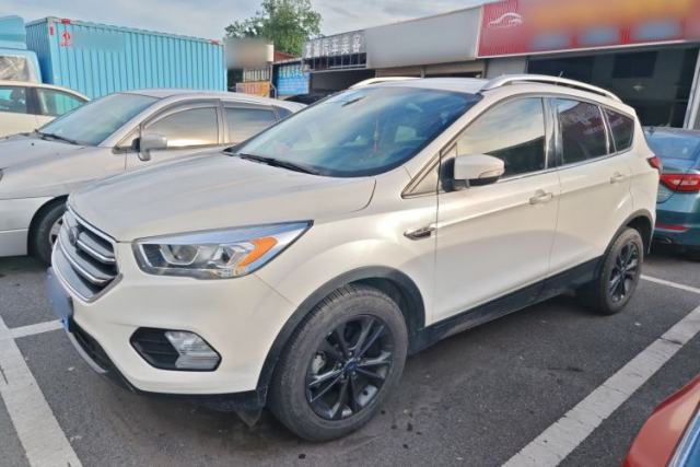 Used Ford Kuga 2019 EcoBoost 180 Two-Wheel-Drive Platinum Edition China VI Standard