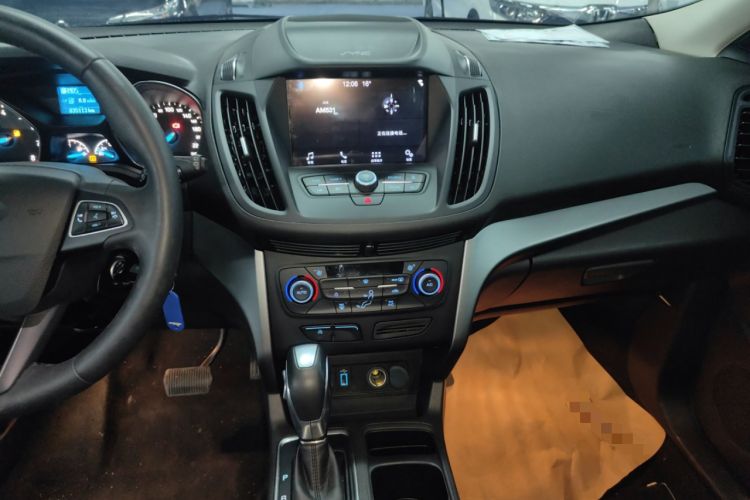 Used Ford Kuga 2019 EcoBoost 180 Two-Wheel-Drive Platinum Edition China VI Standard Audio And AC Panel