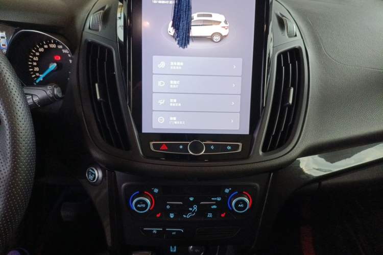 Used Ford Kuga 2019 EcoBoost 180 Two-Wheel-Drive Titanium Plus Model China VI Standard Audio And AC Panel