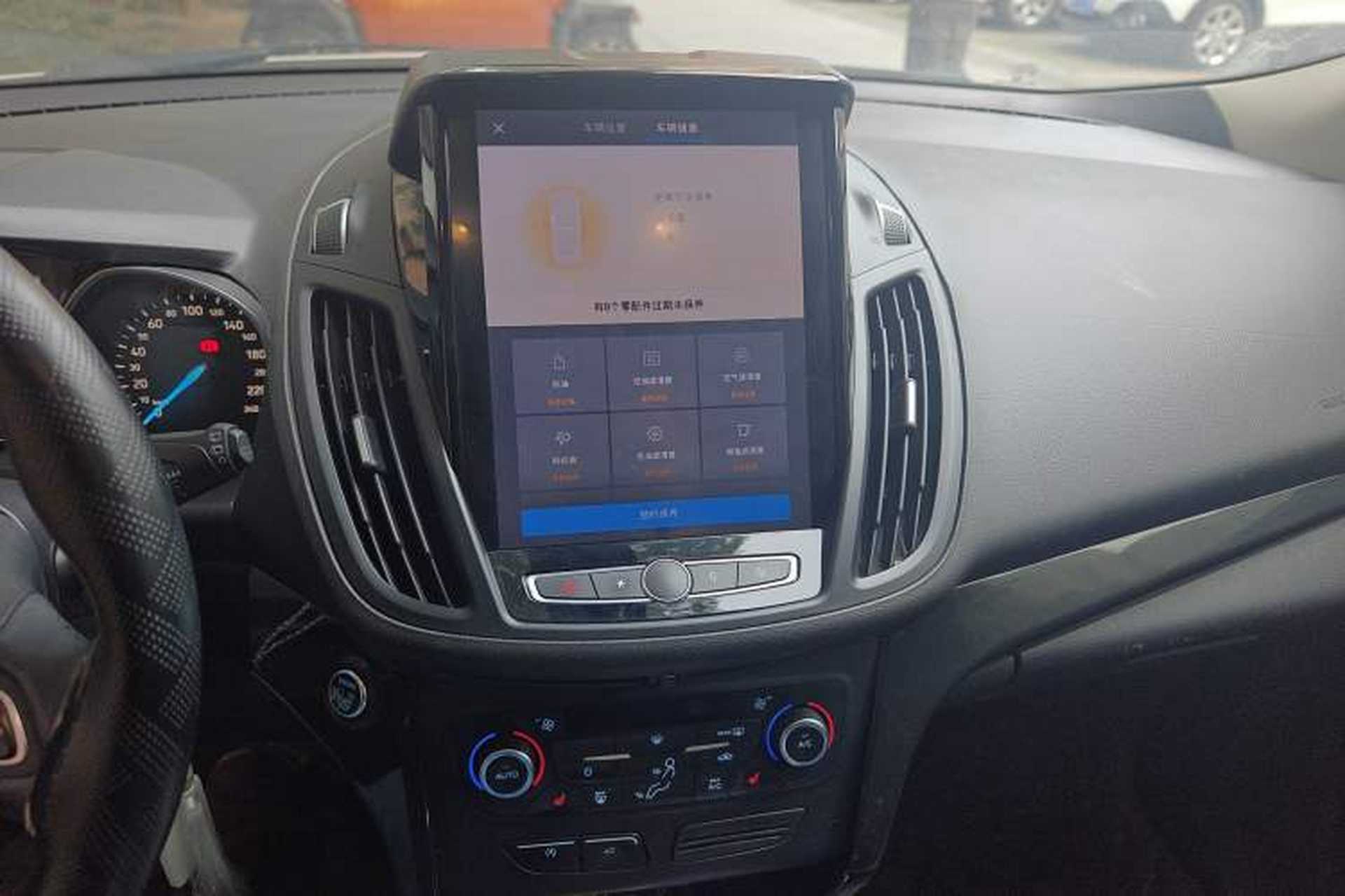 Used Ford Kuga 2019 EcoBoost 180 Two-Wheel-Drive Platinum Edition China VI Standard Audio And AC Panel