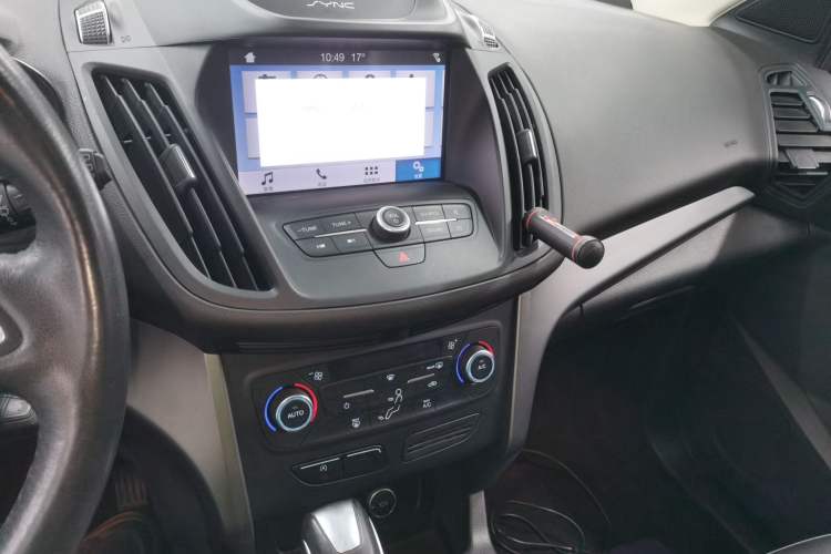 Used Ford Kuga 2019 EcoBoost 180 Two-Wheel-Drive Platinum Edition China VI Standard Audio And AC Panel