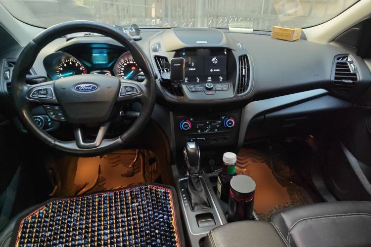 Used Ford Kuga 2019 EcoBoost 180 Two-Wheel-Drive Platinum Edition China V Standard Center Console