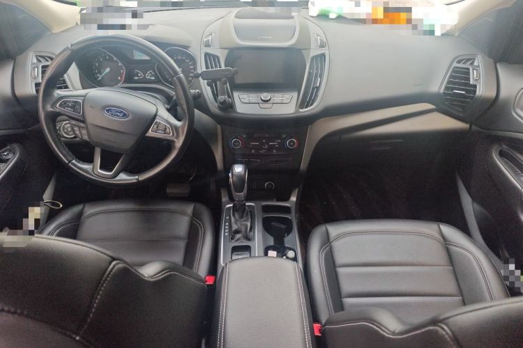 Used Ford Kuga 2019 EcoBoost 180 Two-Wheel-Drive Platinum Edition China VI Standard Center Console