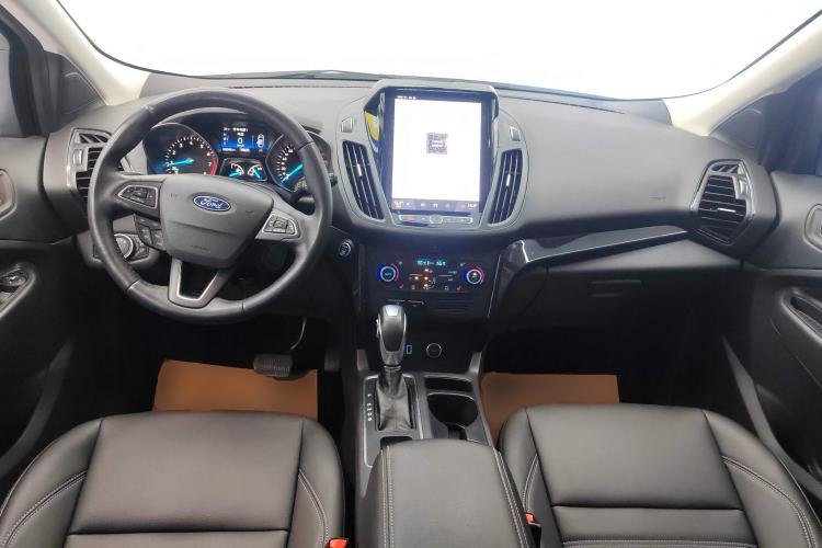 Used Ford Kuga 2019 EcoBoost 180 Two-Wheel-Drive Titanium Plus Model China VI Standard Center Console