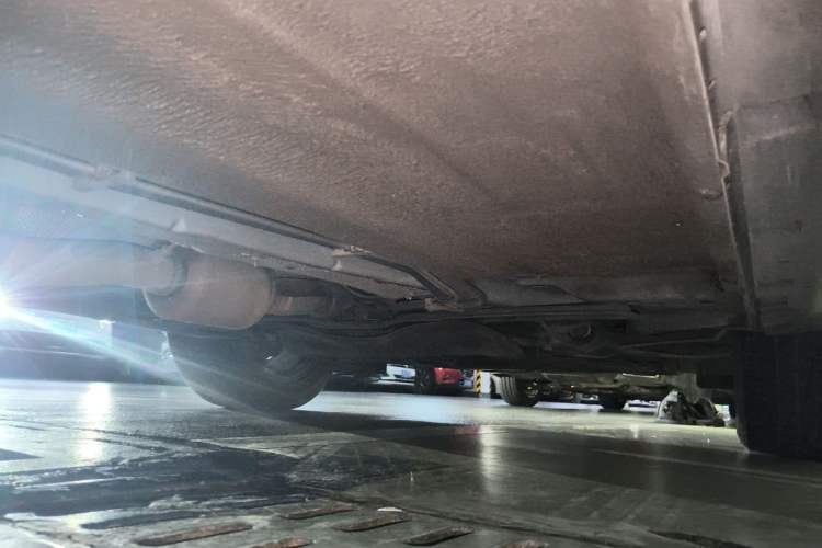 Used Ford Kuga 2019 EcoBoost 180 Two-Wheel-Drive Platinum Edition China VI Standard Chassis Front Right