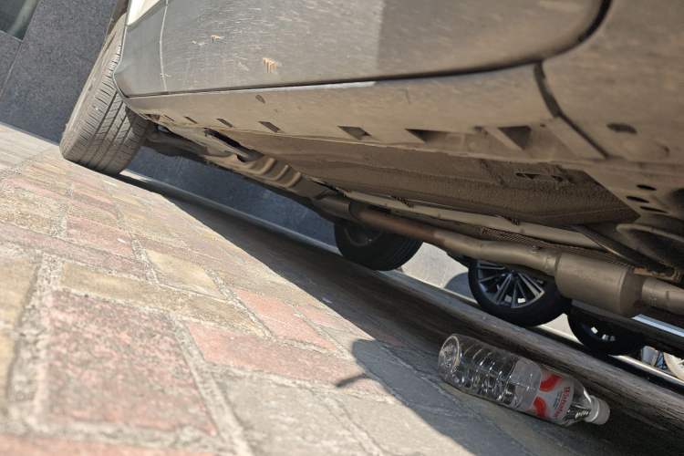 Used Ford Kuga 2019 EcoBoost 180 Two-Wheel-Drive Platinum Edition China VI Standard Chassis Front Right