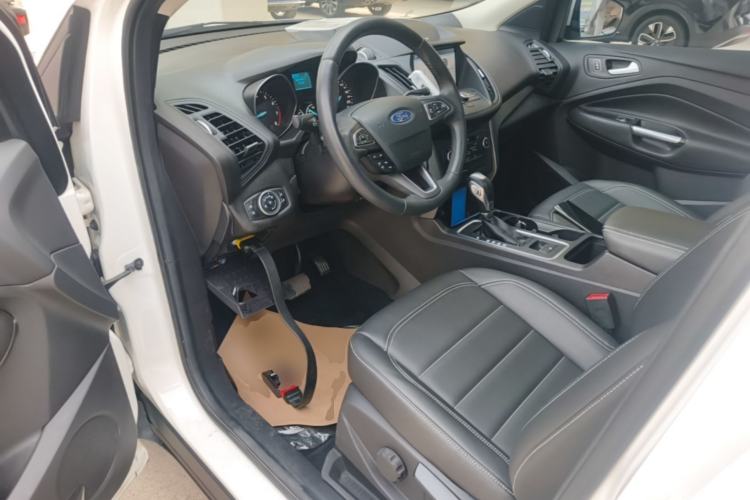 Used Ford Kuga 2019 EcoBoost 180 Two-Wheel-Drive Platinum Edition China VI Standard Driver Seat