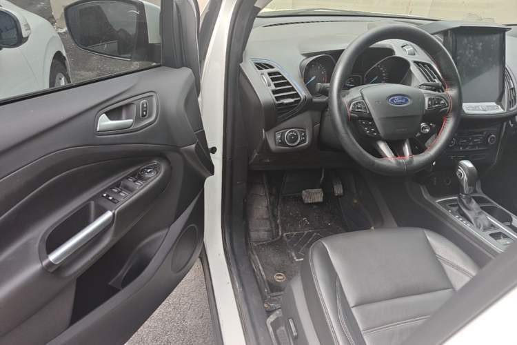 Used Ford Kuga 2019 EcoBoost 245 4x4 Titanium Edition China V Standard Driver Seat