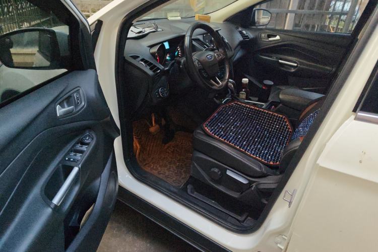 Used Ford Kuga 2019 EcoBoost 180 Two-Wheel-Drive Platinum Edition China V Standard Driver Seat