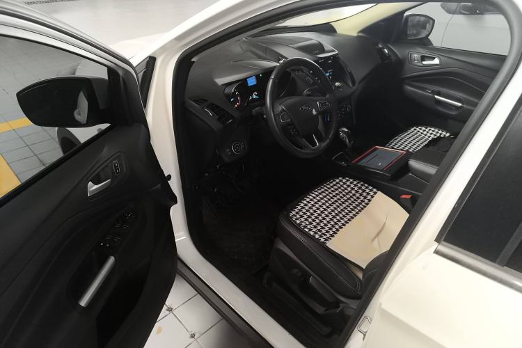 Used Ford Kuga 2019 EcoBoost 180 Two-Wheel-Drive Platinum Edition China VI Standard Driver Seat