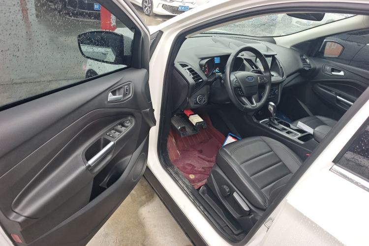 Used Ford Kuga 2019 EcoBoost 180 Two-Wheel-Drive Platinum Edition China VI Standard Driver Seat