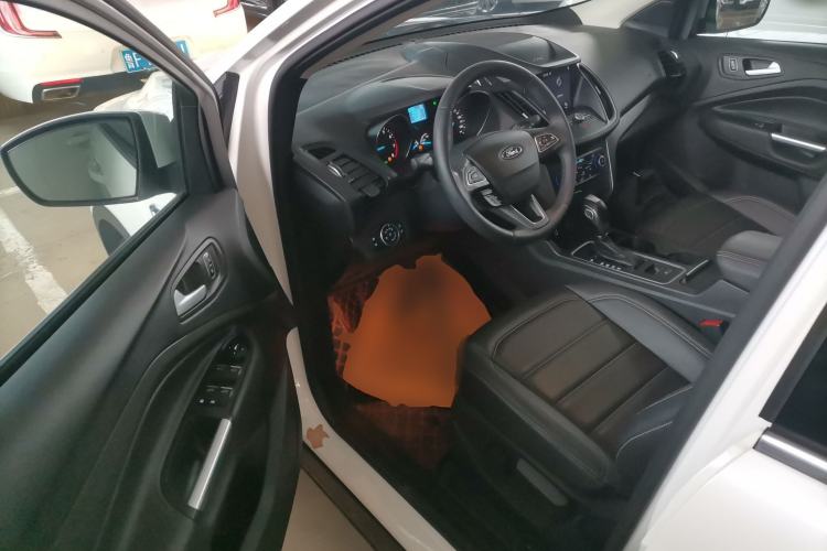 Used Ford Kuga 2019 EcoBoost 180 Two-Wheel-Drive Platinum Edition China VI Standard Driver Seat